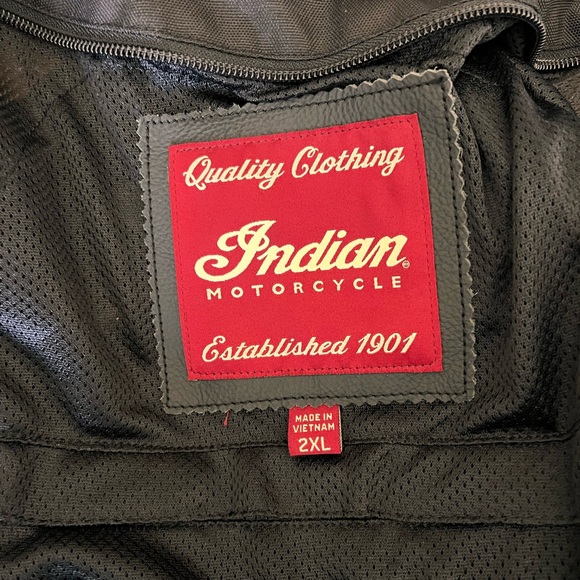 Indian Motorcycle - Black Leather Jacket - Picture 11 of 15